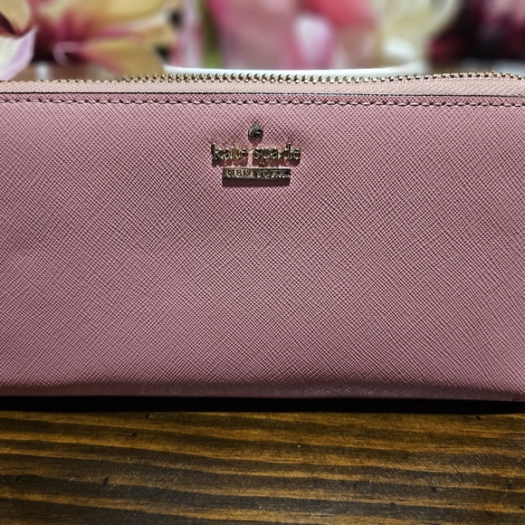 Kate Spade Pink Women's Wallet - Picture 1 of 15